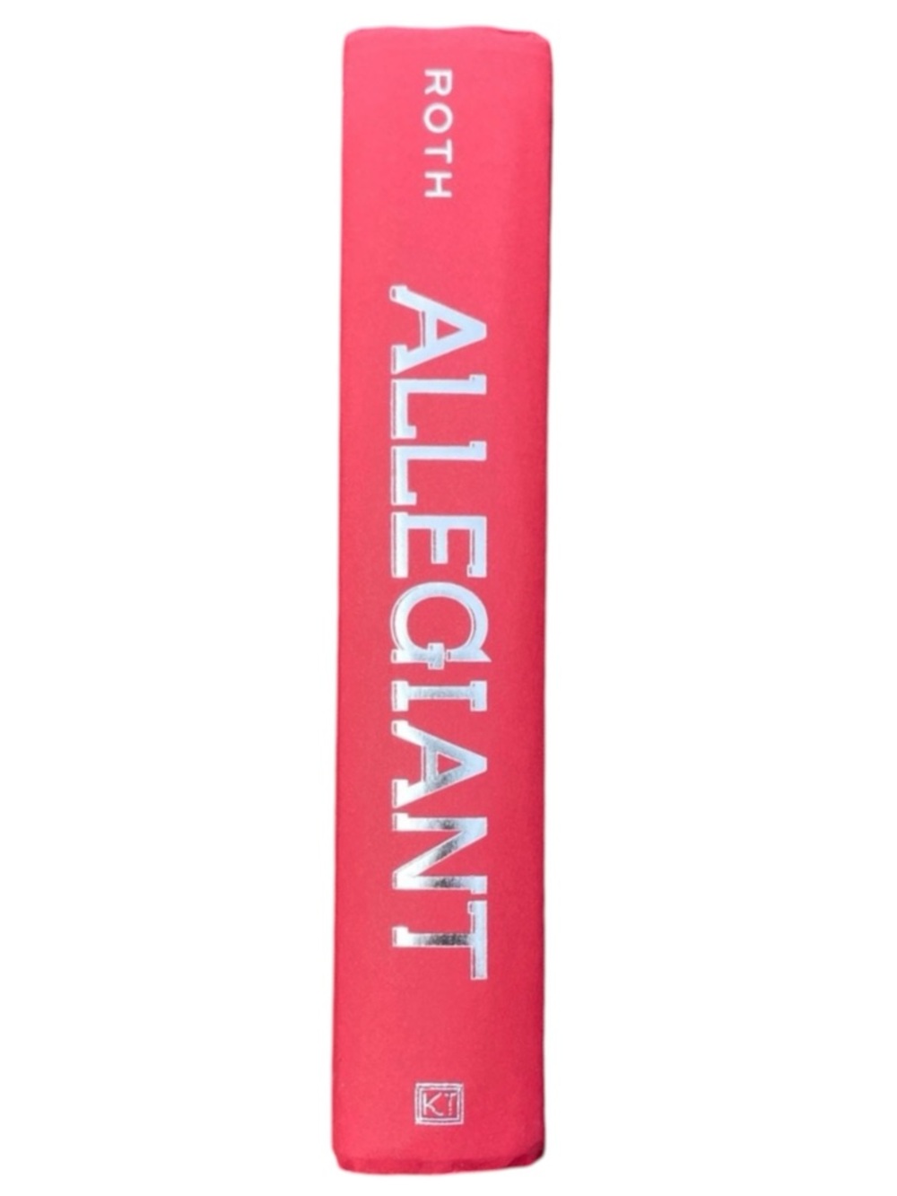 Allegiant by Veronica Roth - Picture 8 of 11